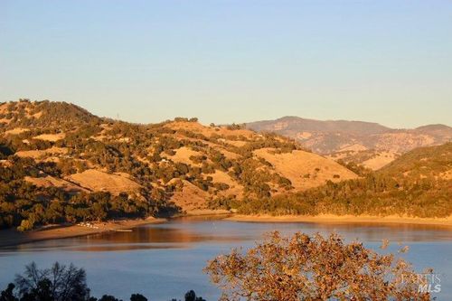  Lake Ridge Drive, Ukiah, CA, 95482 | Card Image