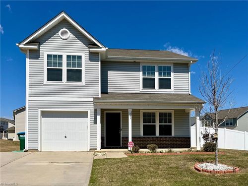 823 Georgia Oak Ln, Landis, NC, 28088-1467 | Card Image