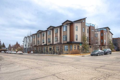 1545 33 Ave Sw, Calgary, AB, T2T1Y4 | Card Image