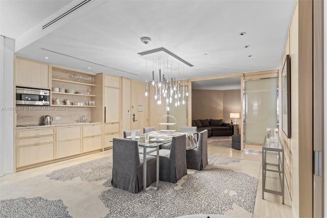 UNIT-1205 - 9703 Collins Ave, Condo with 1 bedrooms, 2 bathrooms and null parking in Bal Harbour FL | Image 4