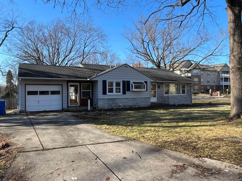 6001-6001 Queens Way, MONONA, WI, 53716-3921 | Card Image