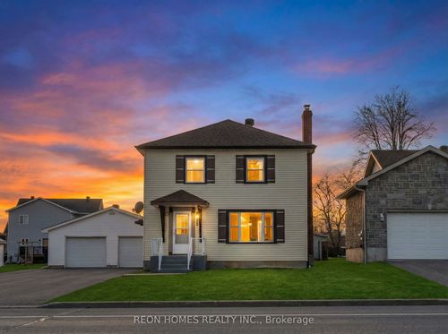 2250 Pitt St, Cornwall, ON, K6K1A3 | Card Image