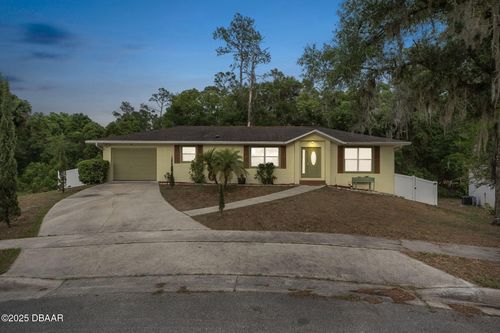 109 Wynot Way, Deland, FL, 32724-8110 | Card Image