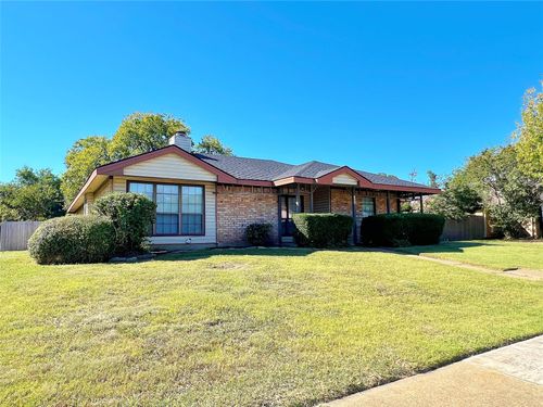 404 Lincoln Dr, Plano, TX, 75023-4713 | Card Image