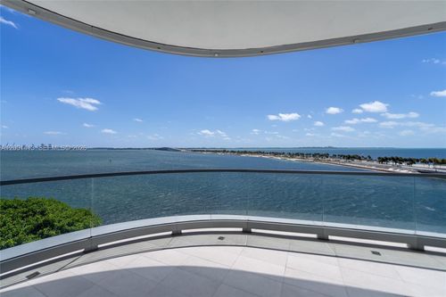 501-175 Se 25 Rd, Miami, FL, 33129 | Card Image