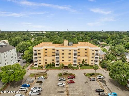 408-1130 Beach Boulevard, Biloxi, MS, 39530 | Card Image