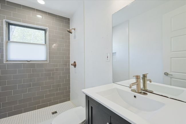 821 Collin Dr, House other with 4 bedrooms, 2 bathrooms and null parking in Euless TX | Image 16