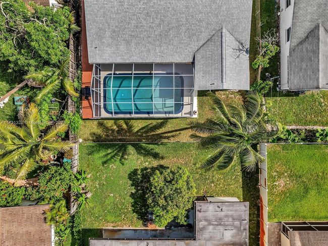 8970 Johnson St, House other with 3 bedrooms, 2 bathrooms and null parking in Pembroke Pines FL | Image 64