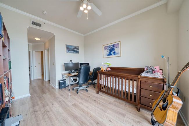 UNIT-2405 - 3505 Sage Rd, Condo with 2 bedrooms, 2 bathrooms and 1 parking in Houston TX | Image 32