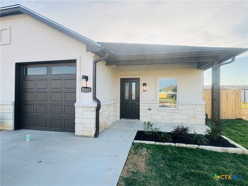 5111 White Rose Dr, Killeen, TX, 76542-7004 | Card Image
