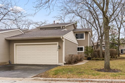 149 Brandywine Ct, Vernon Hills, IL, 60061-1329 | Card Image