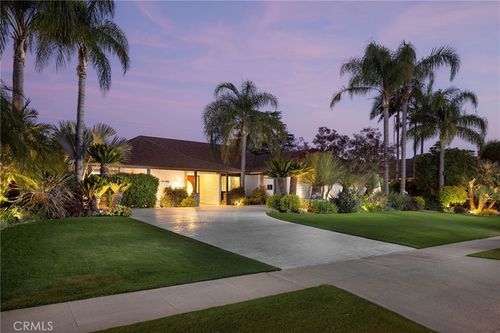 14192 Livingston St, Tustin, CA, 92780-2234 | Card Image