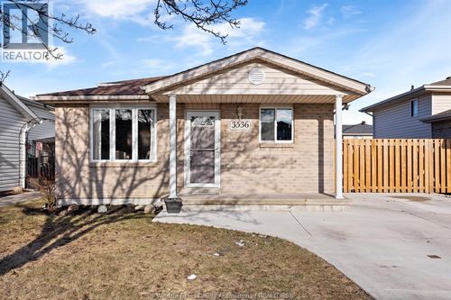 3536 Innerkip Cres, Windsor, ON, N8W5V3 | Card Image