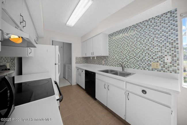 7682 St Andrews Blvd, Condo with 2 bedrooms, 2 bathrooms and null parking in WEEKI WACHEE FL | Image 12