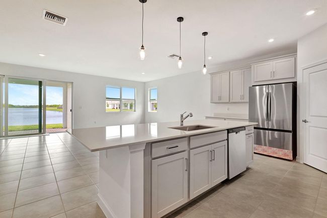 14183 Sw Harker St, House other with 4 bedrooms, 3 bathrooms and null parking in Port St Lucie FL | Image 18