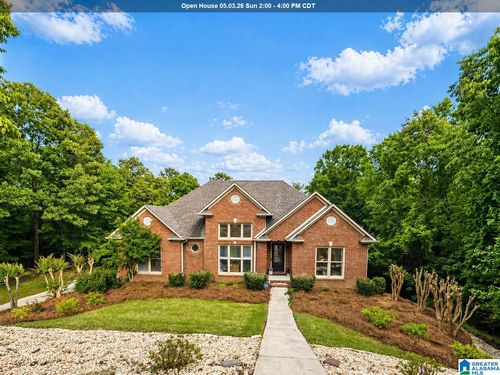220 Chestnut Forest Dr, Helena, AL, 35080-7829 | Card Image