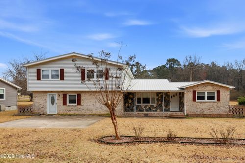 641 Haws Run Rd, Jacksonville, NC, 28540-9546 | Card Image