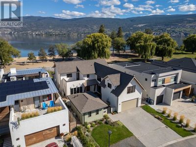 886 Lighthouse Landing, House other with 4 bedrooms, 4 bathrooms and 2 parking in Summerland BC | Image 1