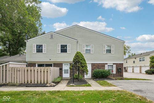 3962 Braddock Rd, Indianapolis, IN, 46268-1723 | Card Image