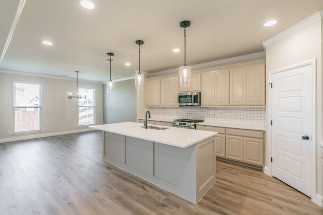 213 Navajo Trl, House other with 3 bedrooms, 3 bathrooms and null parking in Alvarado TX | Image 16