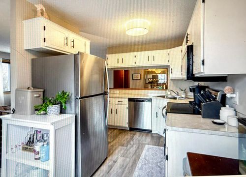 907-7610 15th Street Ln N, Oakdale, MN, 55128-6018 | Card Image