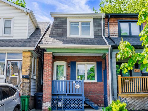 117 Aldwych Ave, East York, ON, M4J1X7 | Card Image