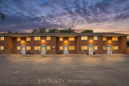 i-48 Windom Rd, Kitchener, ON, N2A2P4 | Card Image
