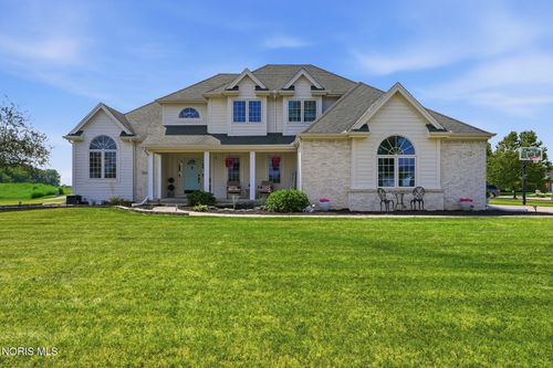 808 Pine Valley Dr, Bowling Green, OH, 43402-5224 | Card Image