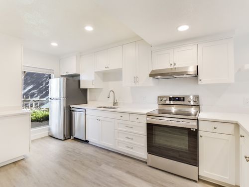 apt-101-3816 Southway Dr, Austin, TX, 78704-6865 | Card Image