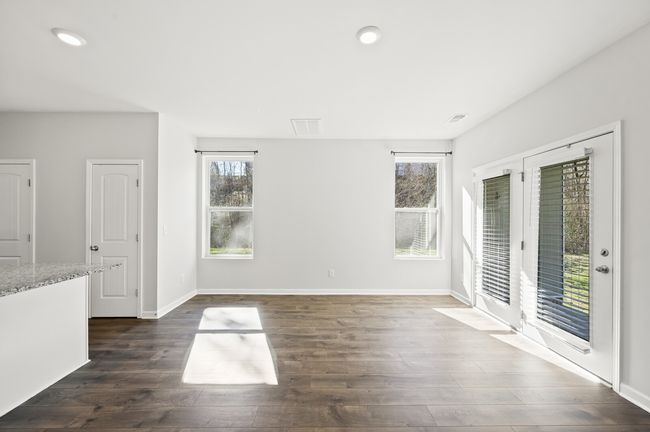 810 Dallas Dr, Townhouse with 3 bedrooms, 3 bathrooms and 2 parking in Columbia TN | Image 8