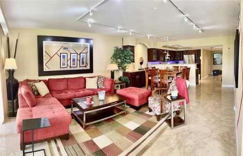 apt-212-2681 S Course Dr, Pompano Beach, FL, 33069-3973 | Card Image