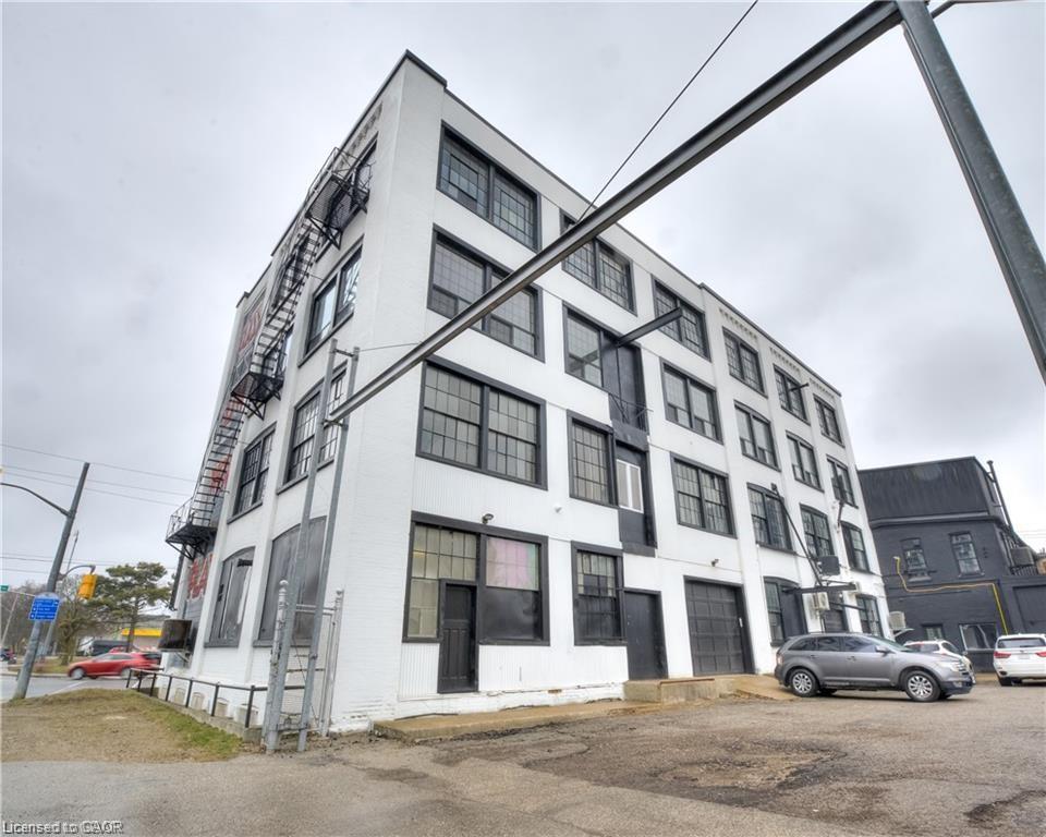 Commercial Lease in Cambridge 3