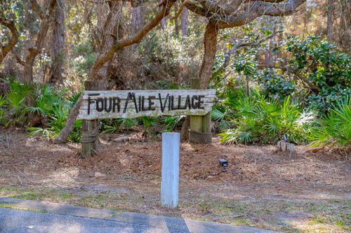 211 Missle Hill Rd, Santa Rosa Beach, FL, 32459-3213 | Card Image