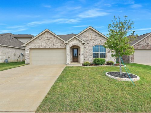 910 Torrey Ave, Princeton, TX, 75407-2877 | Card Image