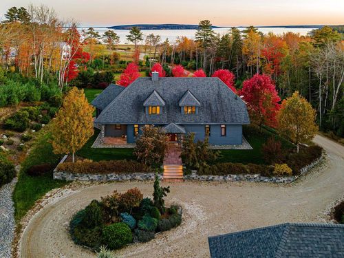 31 Windswept Ln, Blue Hill, ME, 04614-5558 | Card Image
