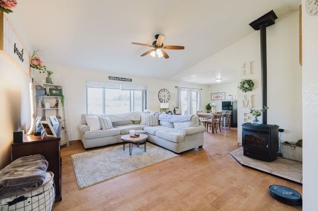 848 Pemberton Dr, House other with 3 bedrooms, 2 bathrooms and null parking in Spring Creek NV | Image 9