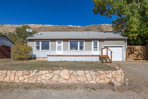 106 Travertine St, Gardiner, MT, 59030 | Card Image