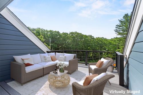 1-1155 Sagamore Ave, Portsmouth, NH, 03801-5503 | Card Image