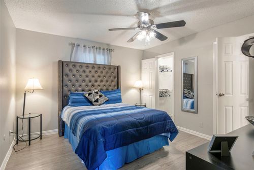 apt-352-311 Highland Cross Dr, Houston, TX, 77073-1722 | Card Image