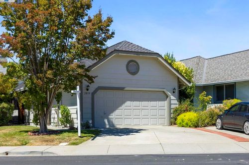 2859 El Capitan Dr, Pleasanton, CA, 94566-8719 | Card Image