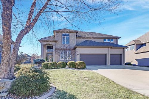 10911 W 163rd Ter, Overland Park, KS, 66221-8522 | Card Image