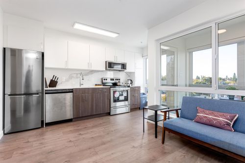 502-2551 Kingsway, Vancouver, BC, V5R5H3 | Card Image