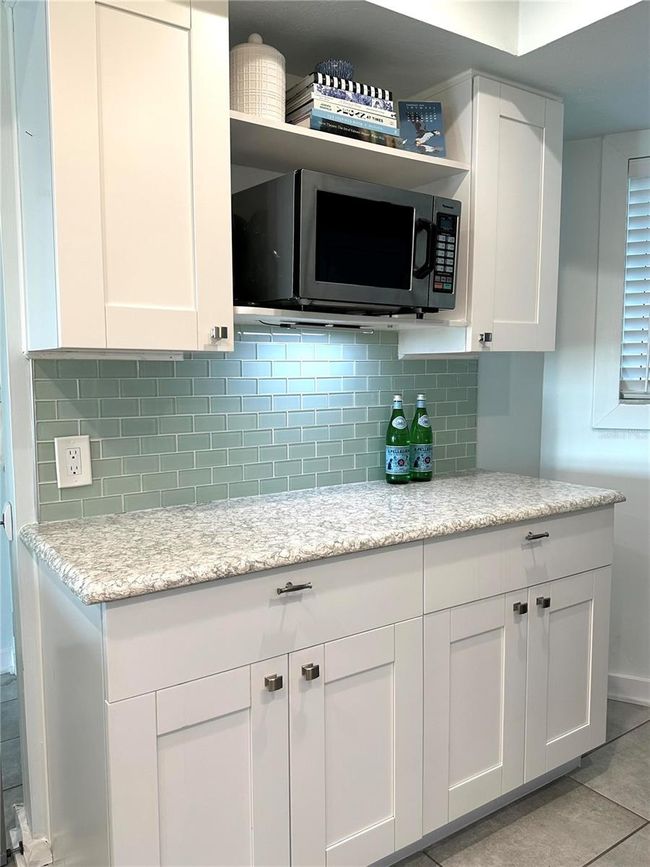 APT-402 - 610 Island Way, Condo with 2 bedrooms, 2 bathrooms and null parking in CLEARWATER BEACH FL | Image 6