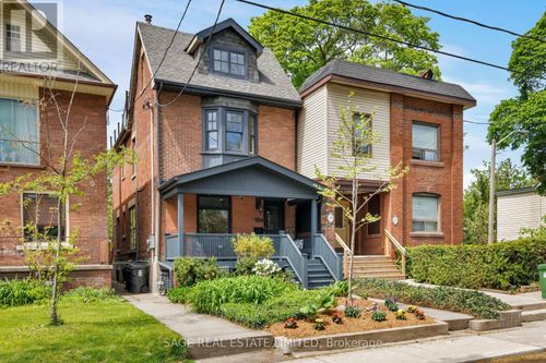 108 Dewhurst Boulevard, Toronto (Danforth), ON, M4J3J3 | Card Image