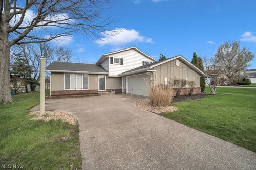 89 Wellsley Pl, Brunswick, OH, 44212-1346 | Card Image