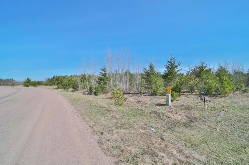 929 Dorado Dr N, Pillager, MN, 56473 | Card Image