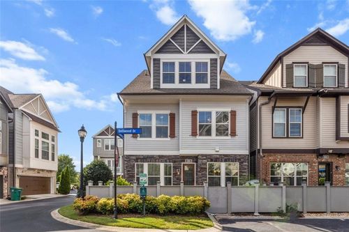 200 Dellwood Dr Se, Smyrna, GA, 30080-1997 | Card Image
