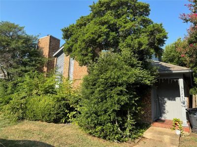 View of side of home | Image 1