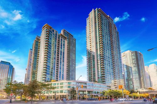 3007-16 Yonge St, Toronto, ON, M5E2A1 | Card Image