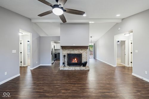 246 Gettysburg, Coatesville, IN, 46121-8957 | Card Image